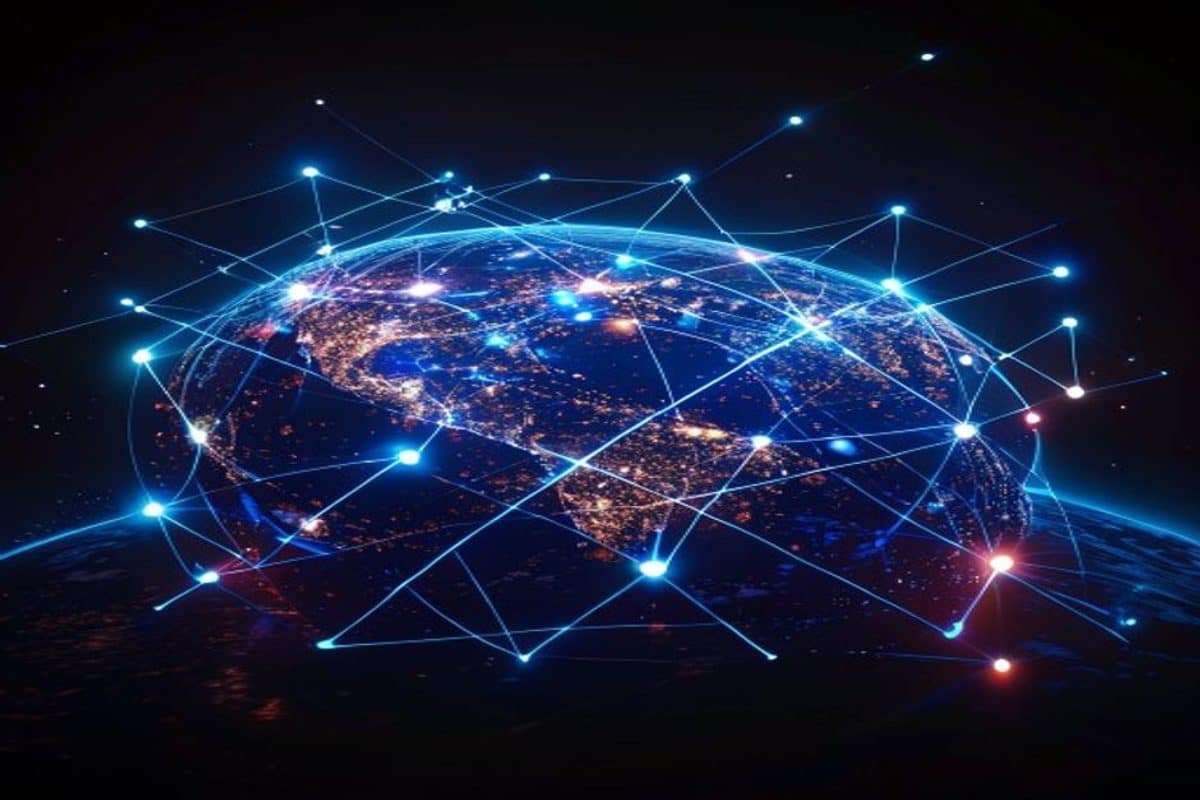 Amazon bypasses the satellite bottleneck by moving to acquire Globalstar for a reported $9 billion